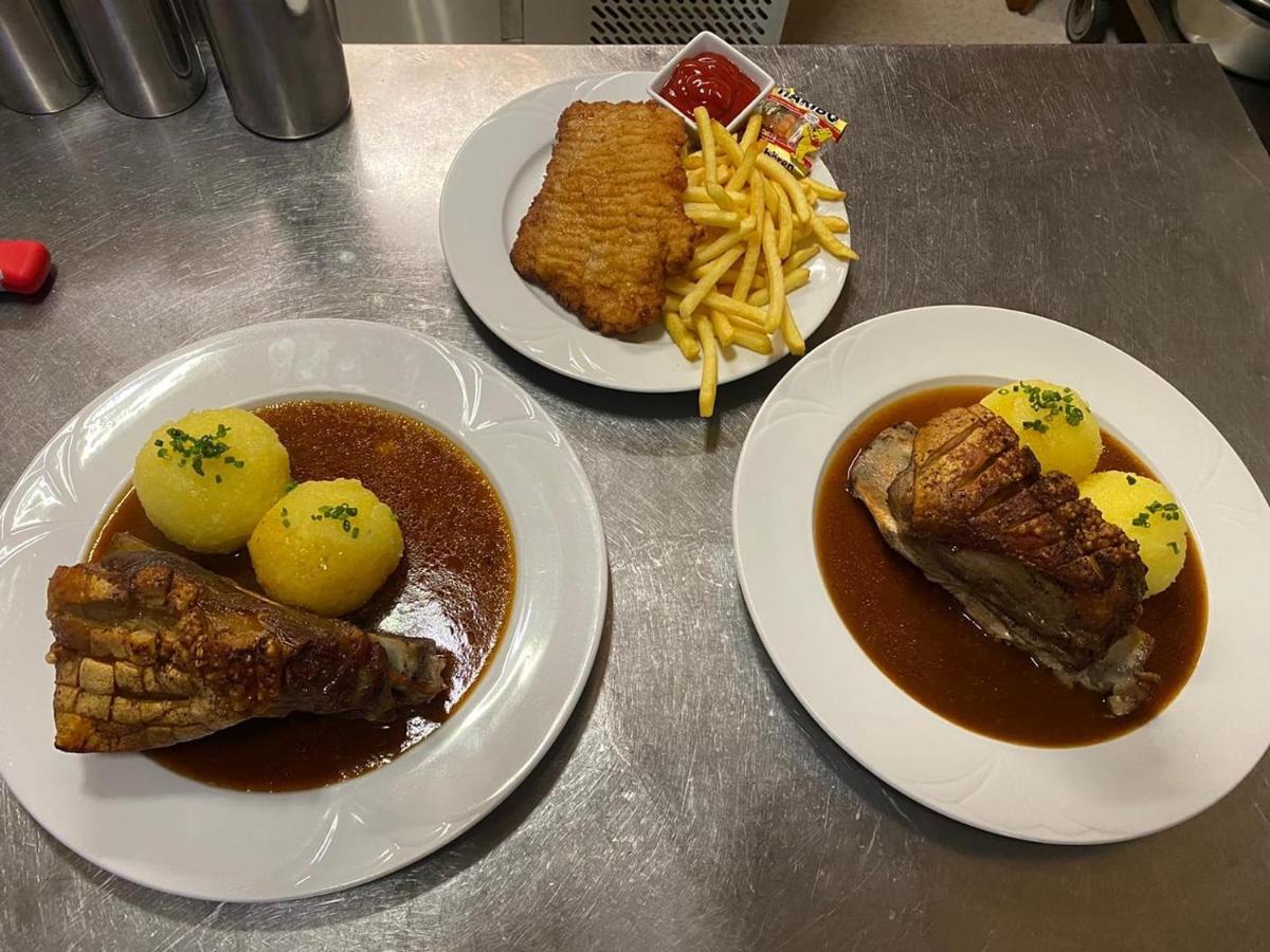 Bauer'S Pension-Restaurant-Catering Grosshabersdorf Екстер'єр фото