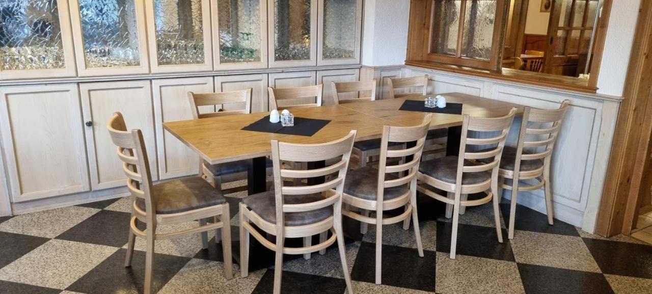 Bauer'S Pension-Restaurant-Catering Grosshabersdorf Екстер'єр фото